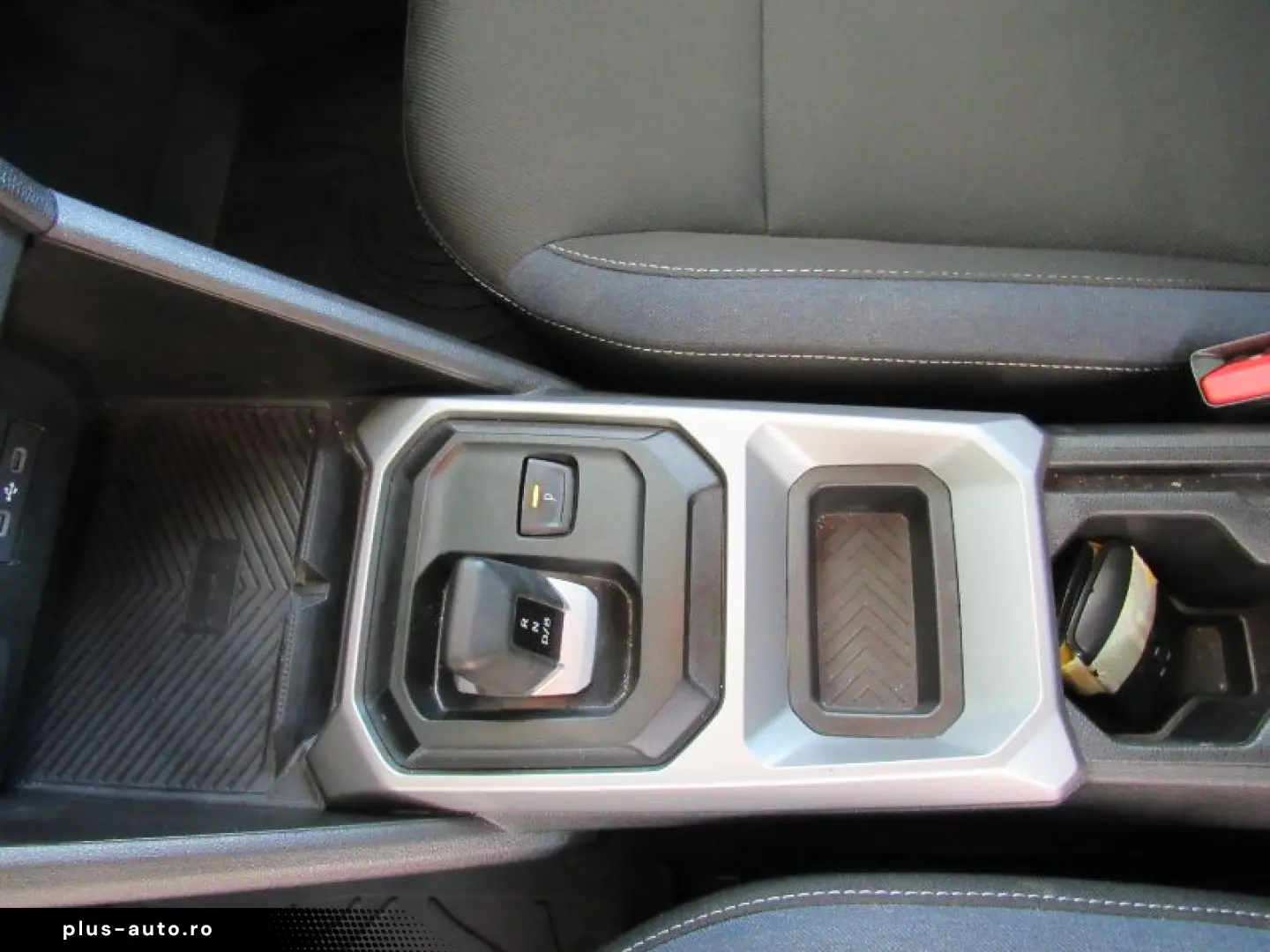 DACIA DUSTER 1.6 HEV 140 Journey