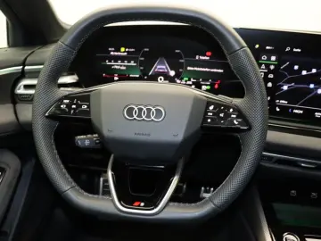 AUDI A5 Lim TDI quattro S line Matrix Navi ACC Pano