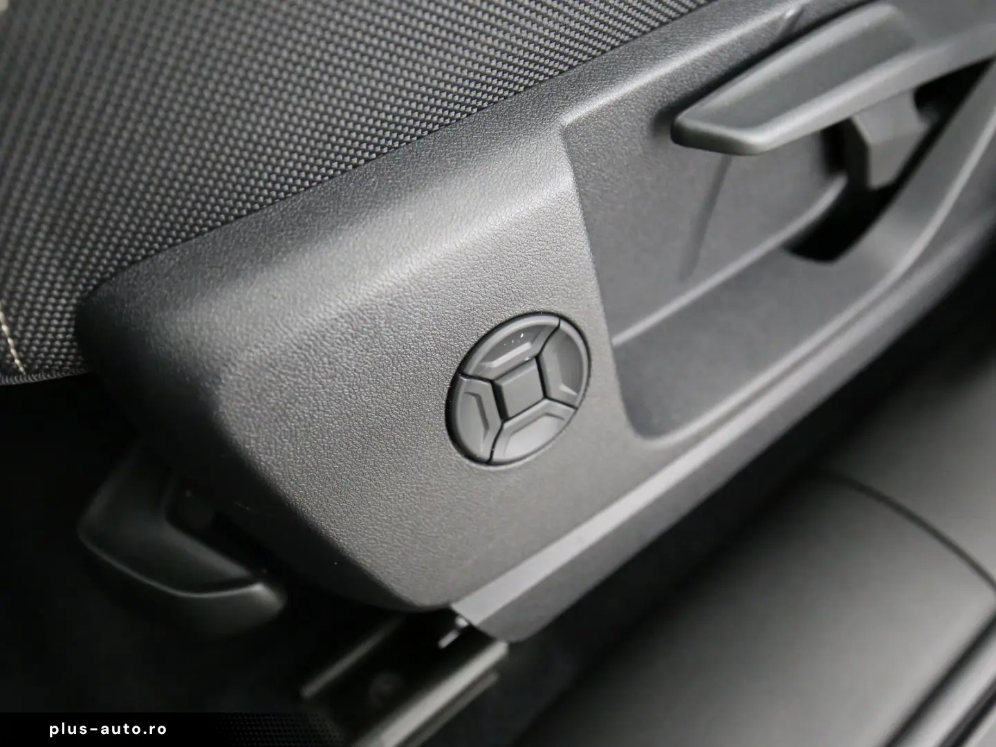 AUDI Q5 2.0 TDI quattro S-tronic Neues Modell S-line