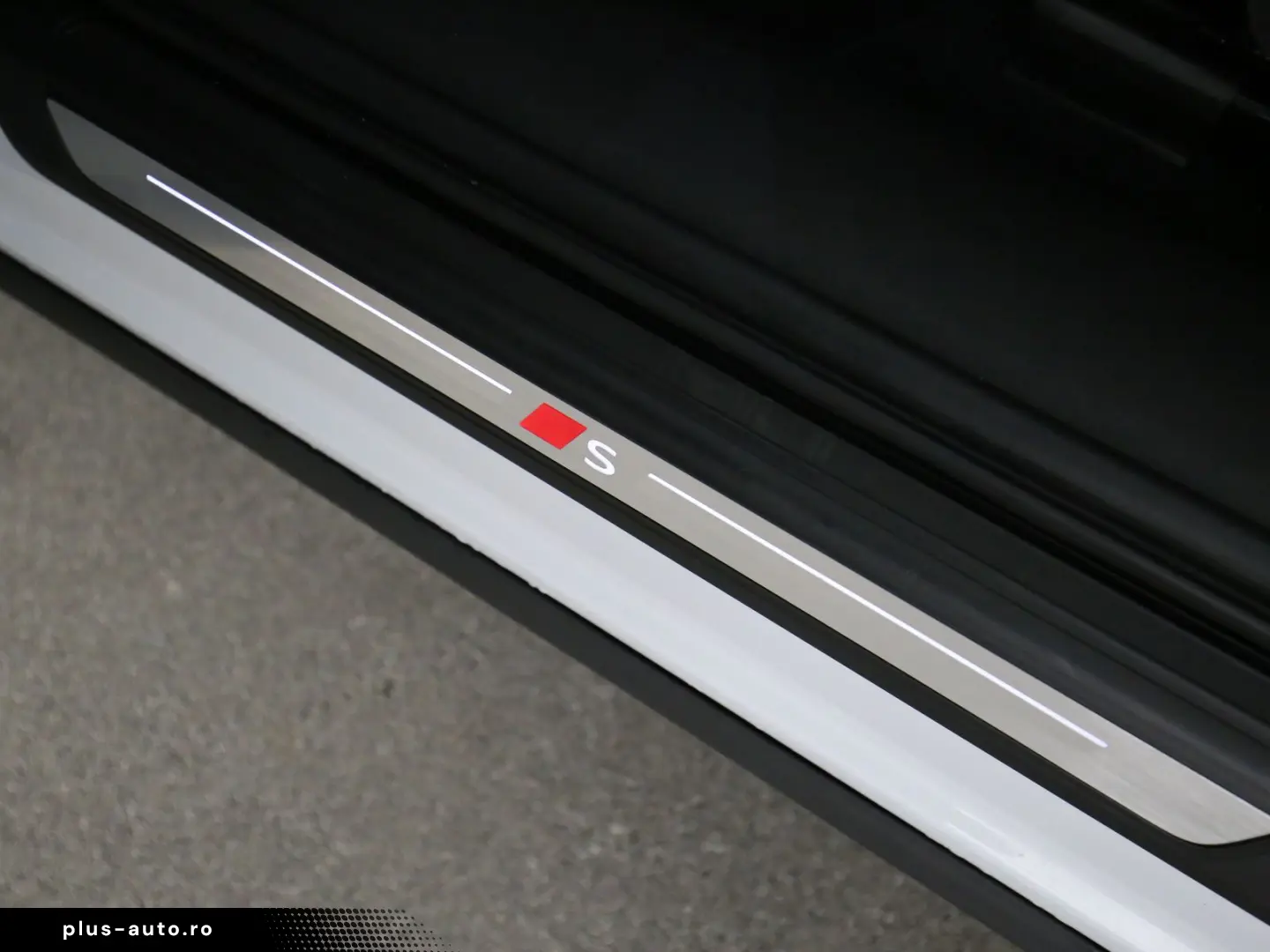 AUDI Q5 2.0 TDI quattro S-tronic Neues Modell S-line