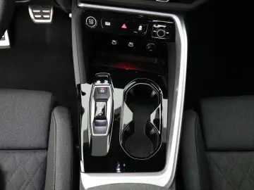 AUDI Q5 2.0 TDI quattro S-tronic Neues Modell S-line