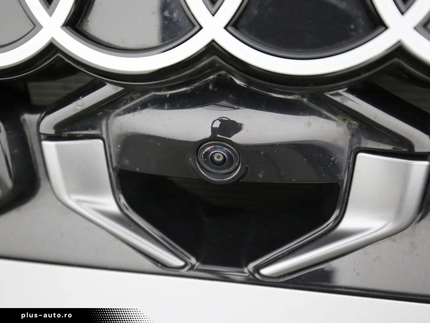 AUDI Q5 2.0 TDI quattro S-tronic Neues Modell S-line