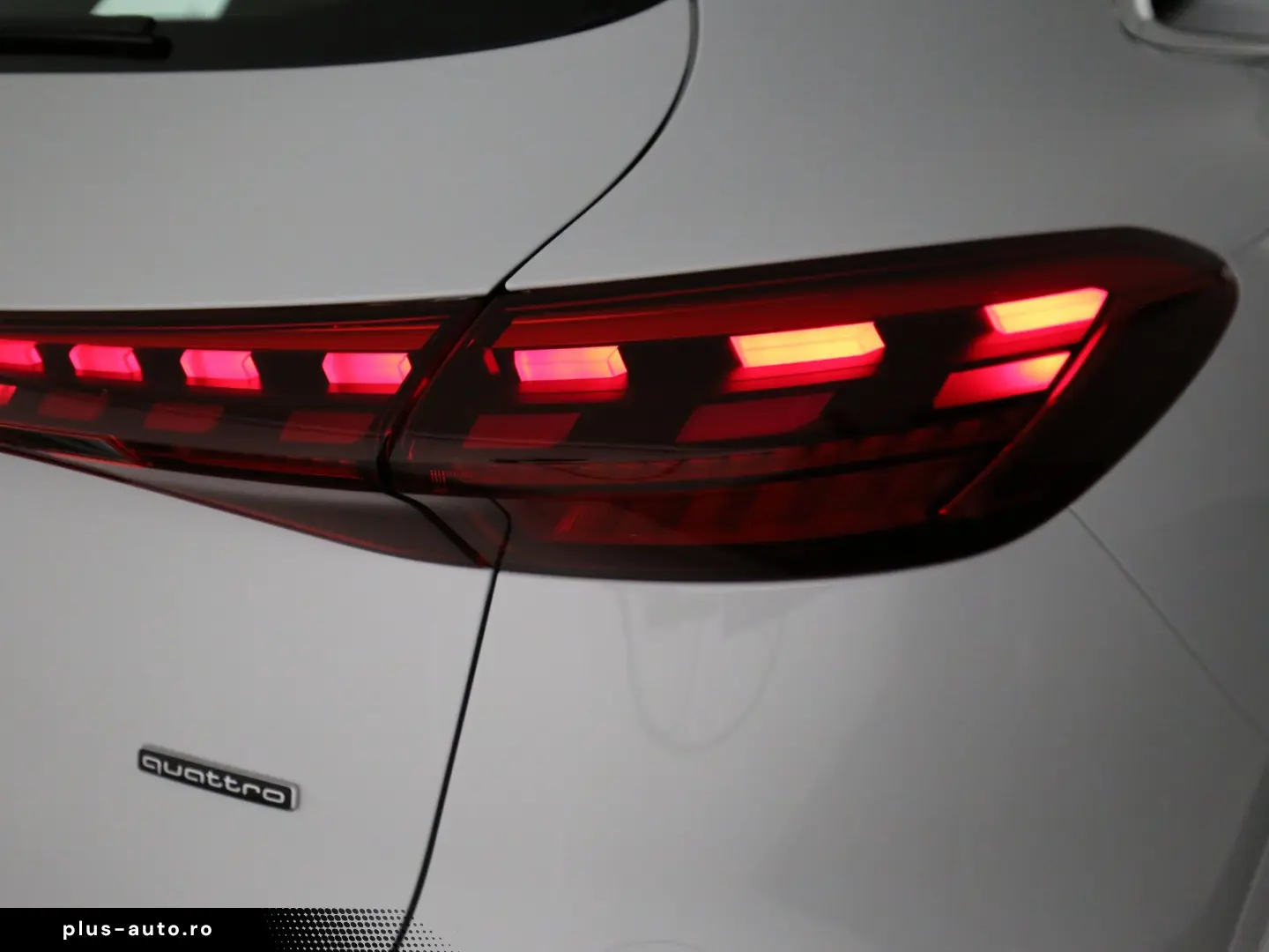 AUDI Q5 2.0 TDI quattro S-tronic Neues Modell S-line