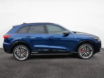 AUDI Q5 TFSI edition one S-tronic AHK Panorama