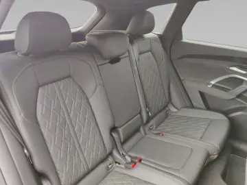 AUDI Q5 TFSI edition one S-tronic AHK Panorama