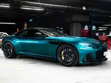 ASTON MARTIN DBS 5.2 V12
