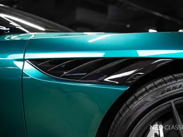 ASTON MARTIN DBS 5.2 V12