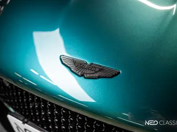 ASTON MARTIN DBS 5.2 V12