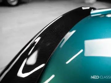 ASTON MARTIN DBS 5.2 V12