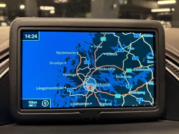 ASTON MARTIN DBS 5.2 V12