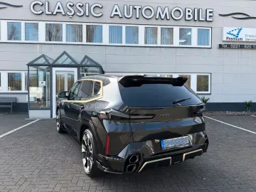 BMW XM Driver s Package B&W Anhäng Carbon Individual