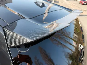 BMW XM Driver s Package B&W Anhäng Carbon Individual