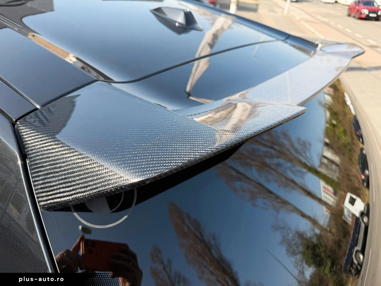 BMW XM Driver s Package B&W Anhäng Carbon Individual