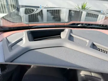 BMW XM Driver s Package B&W Anhäng Carbon Individual