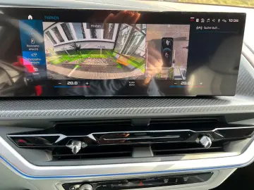 BMW XM Driver s Package B&W Anhäng Carbon Individual