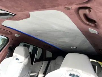 BMW XM Driver s Package B&W Anhäng Carbon Individual