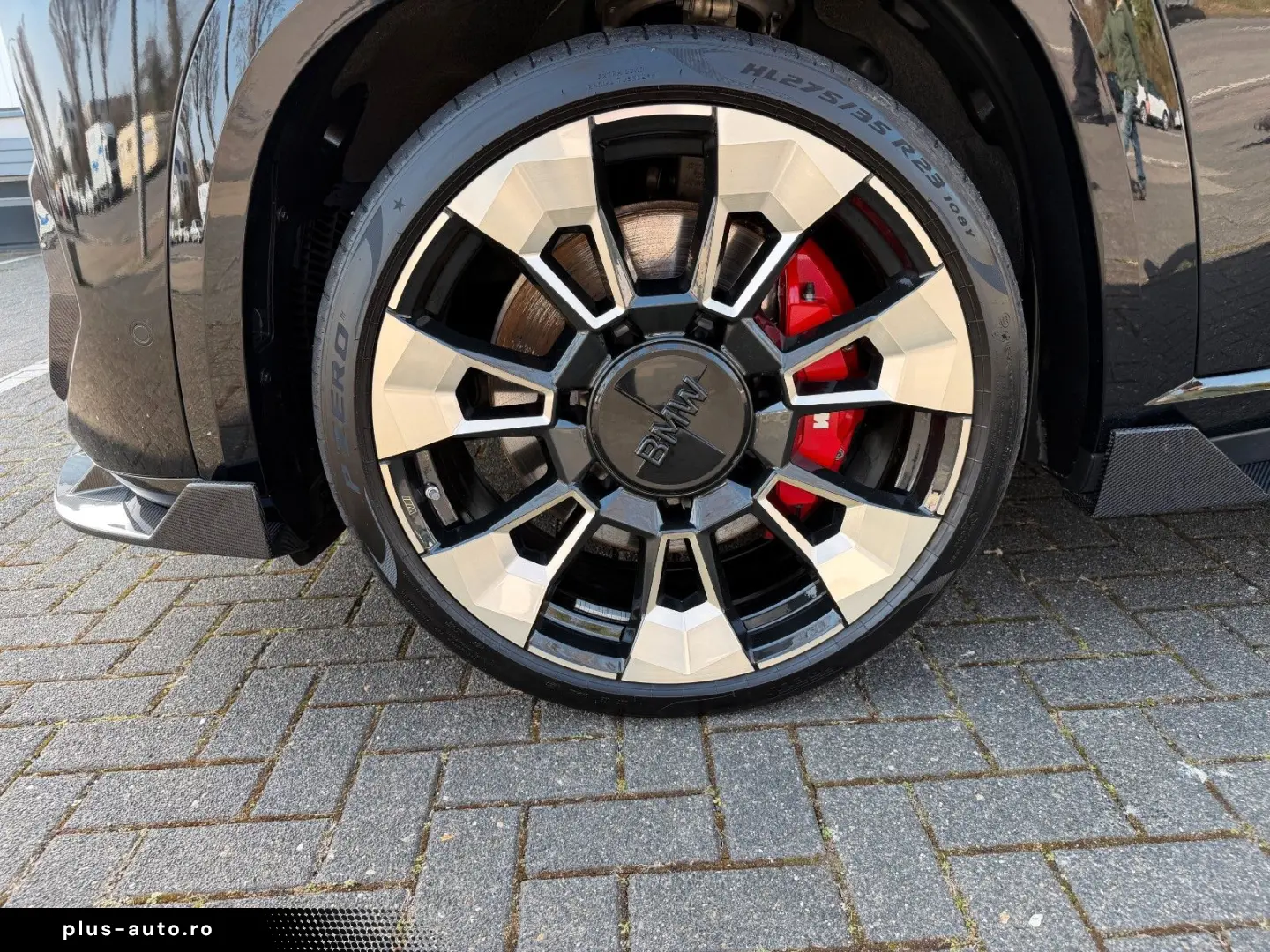 BMW XM Driver s Package B&W Anhäng Carbon Individual