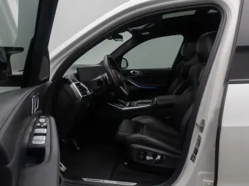 BMW X7 M60i xD 360 SkyLounge Individual-Voll 23Zoll