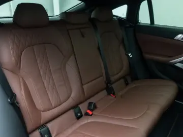 BMW X6 M50i B&W HUD DAB SkyLounge Individual 22Zoll