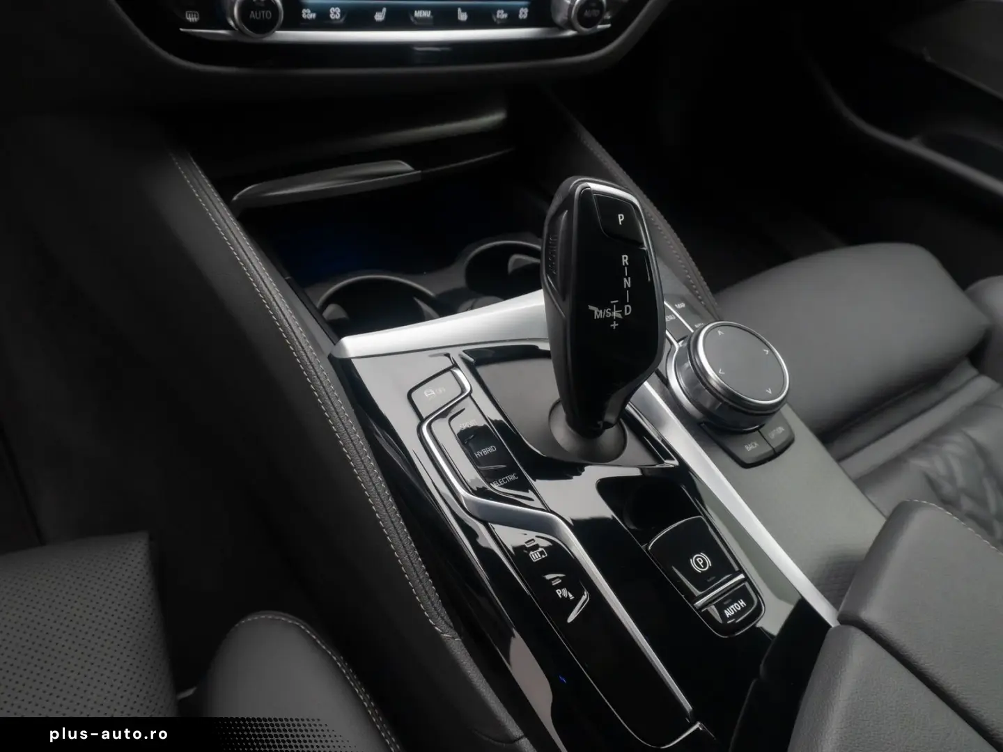 BMW 530e xD M Sport H K DAB HUD Individual 19Zoll