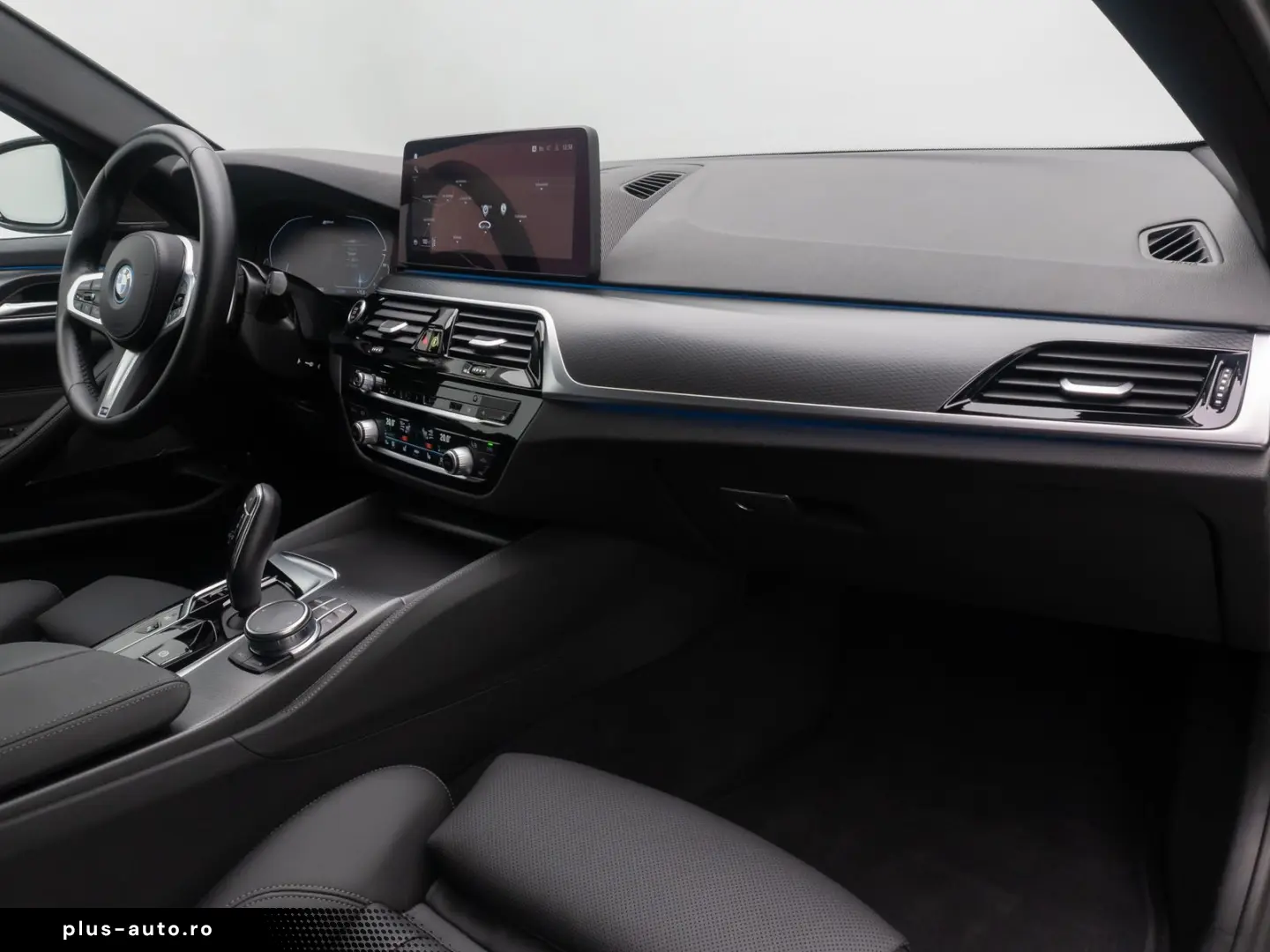 BMW 530e xD M Sport H K DAB HUD Individual 19Zoll