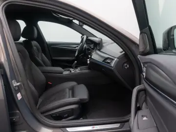 BMW 530e xD M Sport H K DAB HUD Individual 19Zoll