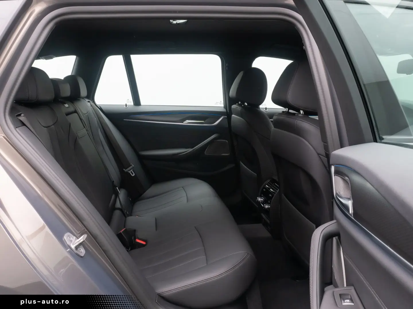 BMW 530e xD M Sport H K DAB HUD Individual 19Zoll