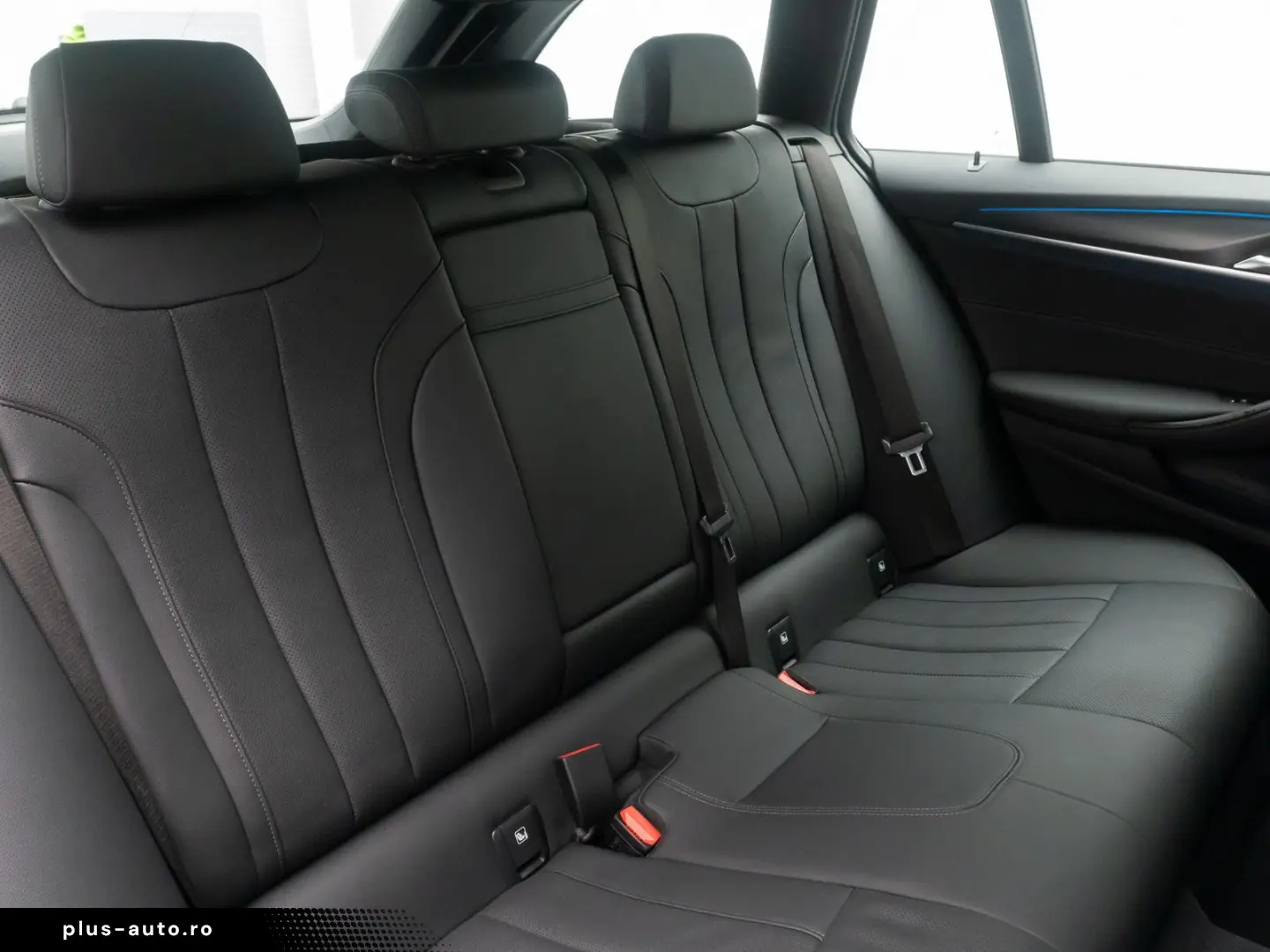 BMW 530e xD M Sport H K DAB HUD Individual 19Zoll