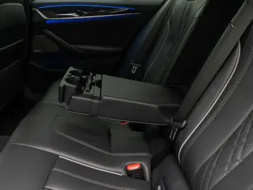 BMW 530d xD MSport Individual 360 H K HUD DAB 20Zoll