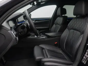 BMW 530d xD MSport Individual 360 H K HUD DAB 20Zoll