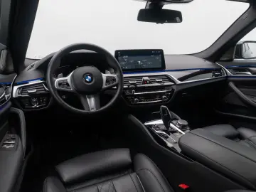 BMW 530d xD MSport Individual 360 H K HUD DAB 20Zoll