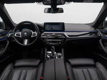 BMW 530d xD MSport Individual 360 H K HUD DAB 20Zoll