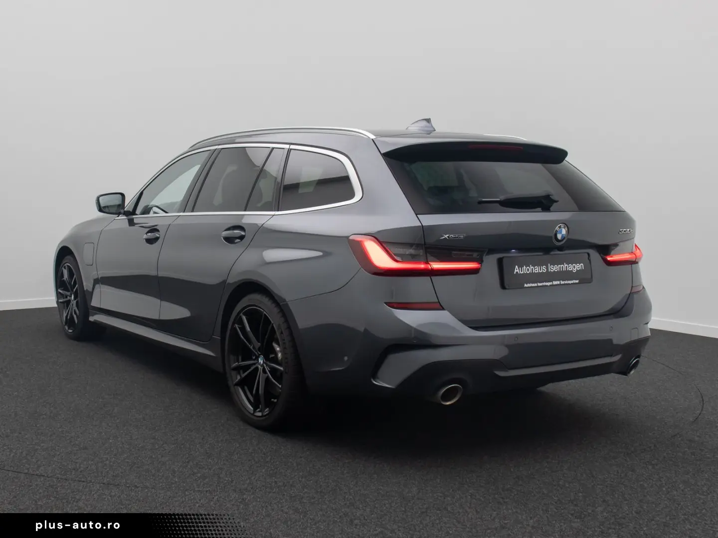 BMW 330e xD M Sport Individual Kamera Laser HUD 19