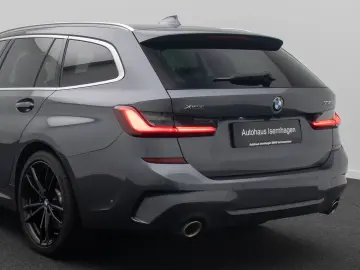 BMW 330e xD M Sport Individual Kamera Laser HUD 19