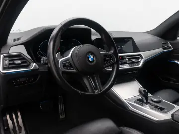 BMW 330e xD M Sport Individual Kamera Laser HUD 19