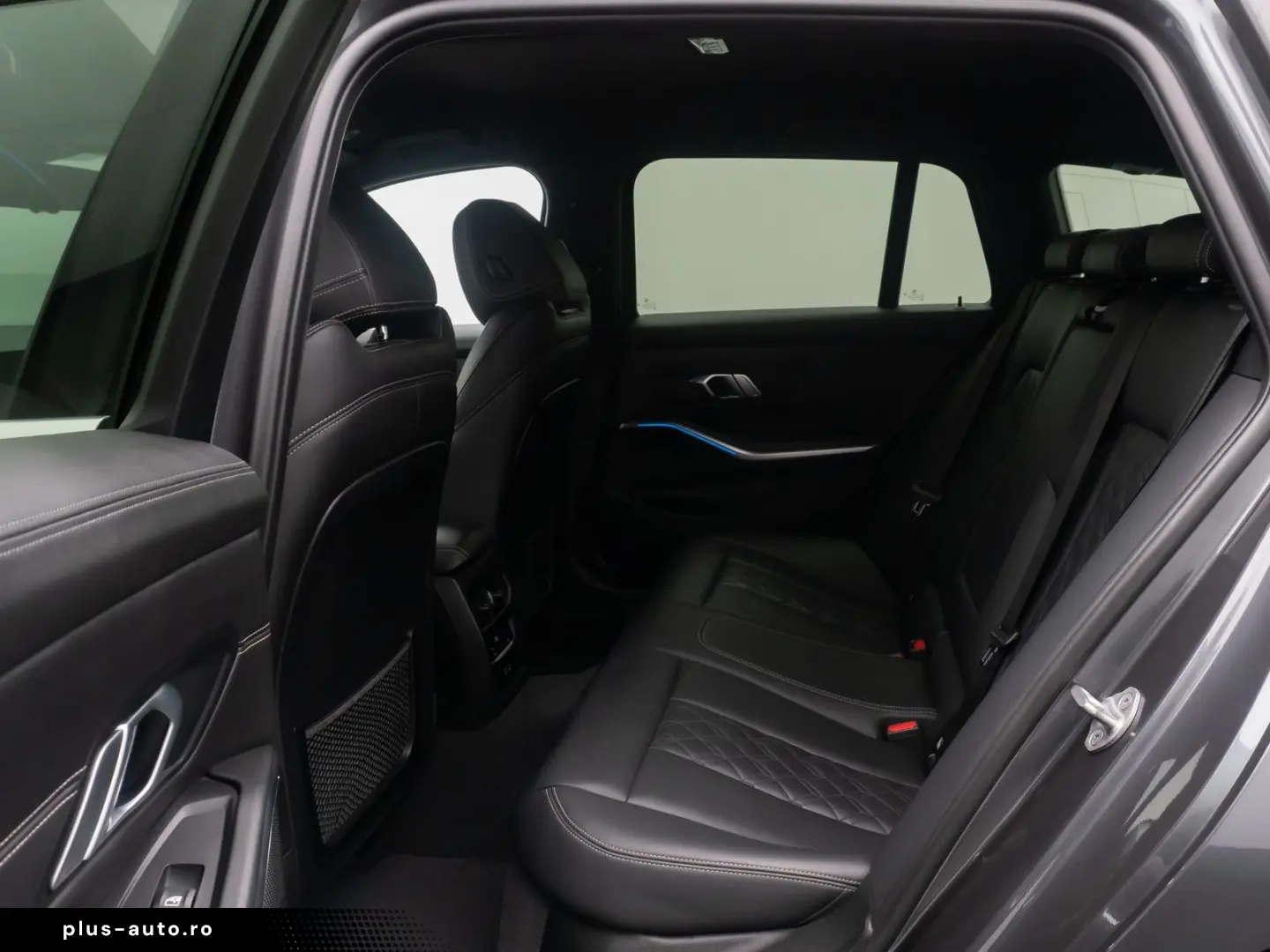 BMW 330e xD M Sport Individual Kamera Laser HUD 19