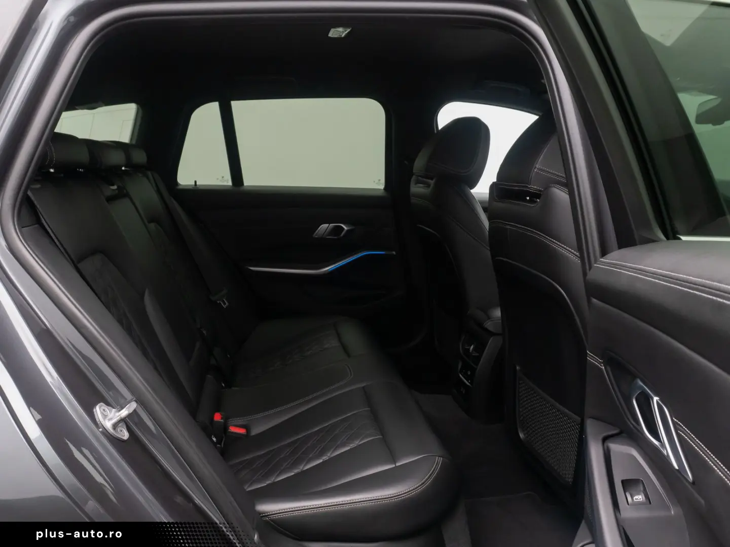 BMW 330e xD M Sport Individual Kamera Laser HUD 19