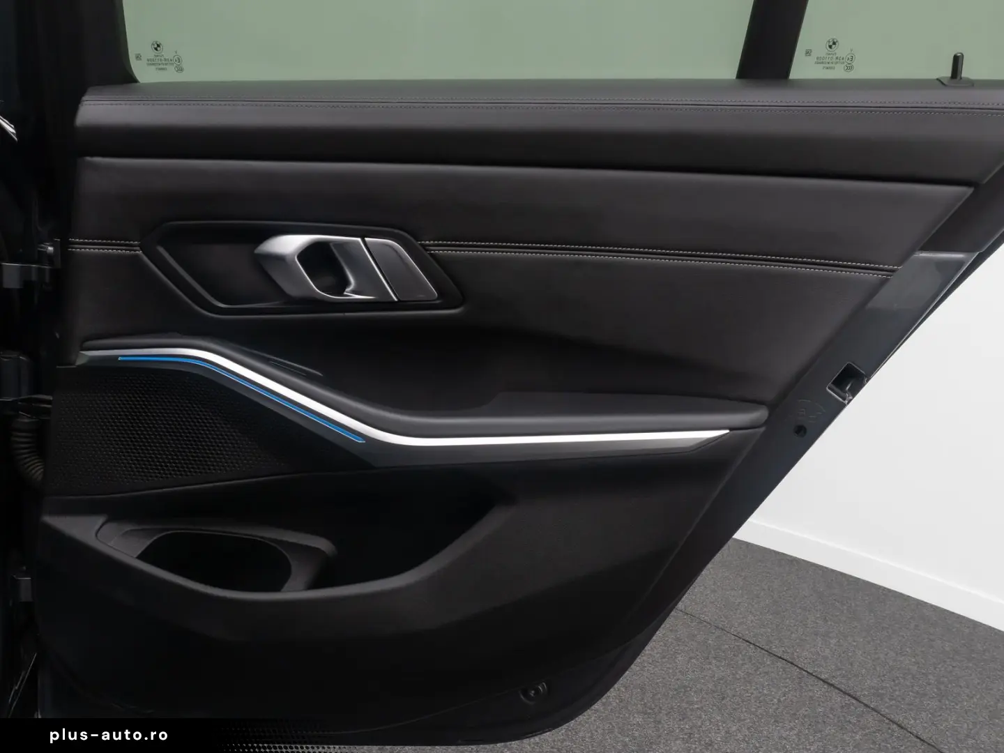 BMW 330e xD M Sport Individual Kamera Laser HUD 19