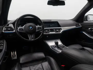 BMW 330e xD M Sport Individual Kamera Laser HUD 19