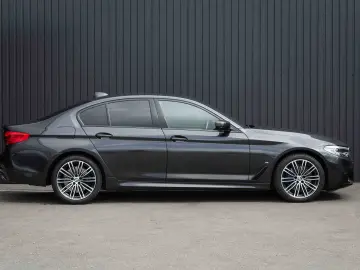 BMW Seria 5 530e xDrive Aut. M Sport Edition