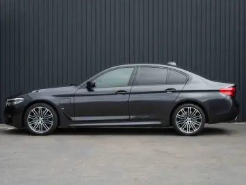 BMW Seria 5 530e xDrive Aut. M Sport Edition