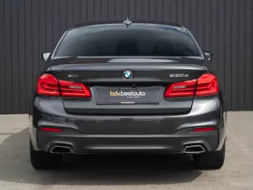 BMW Seria 5 530e xDrive Aut. M Sport Edition