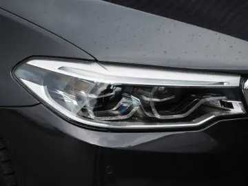 BMW Seria 5 530e xDrive Aut. M Sport Edition