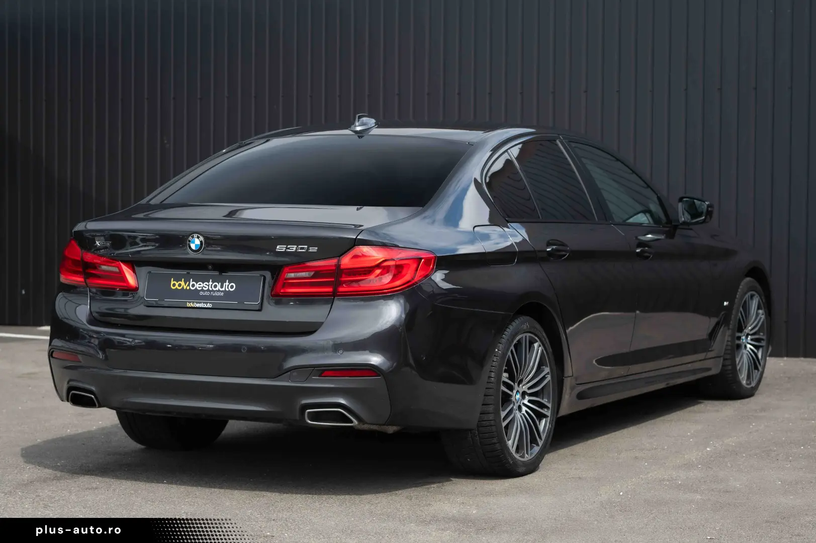 BMW Seria 5 530e xDrive Aut. M Sport Edition