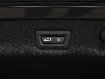 BMW Seria 5 530e xDrive Aut. M Sport Edition