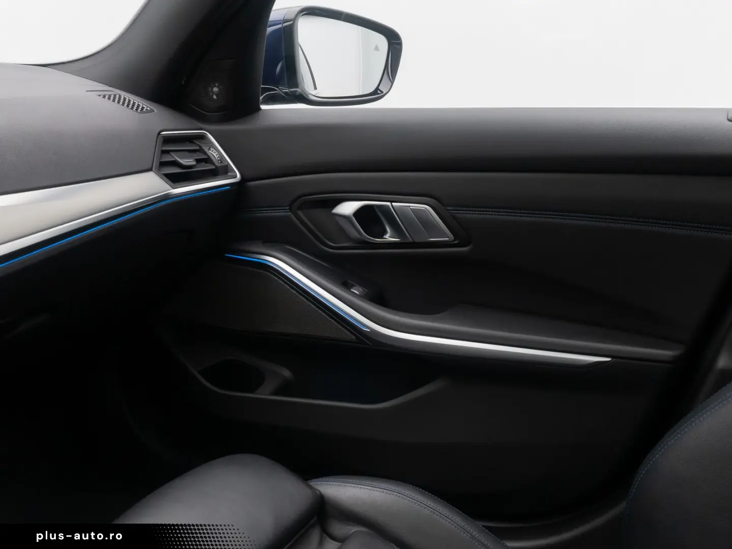 BMW 330e xD M Sport 360  HUD Panorama Individual 19