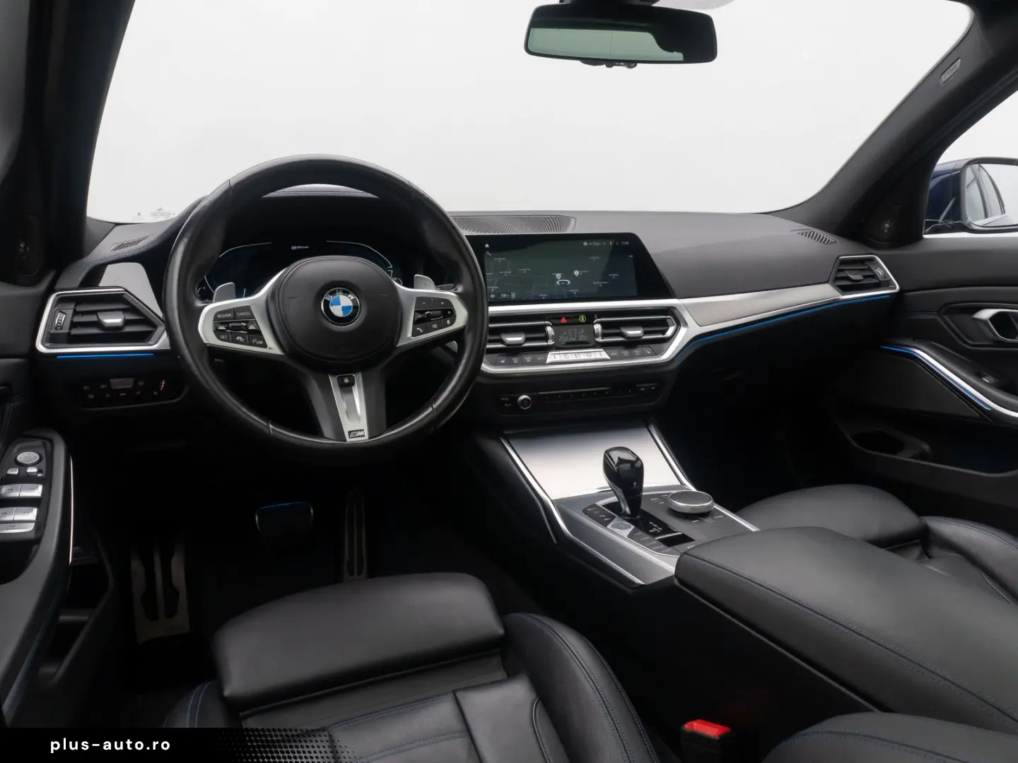BMW 330e xD M Sport 360  HUD Panorama Individual 19