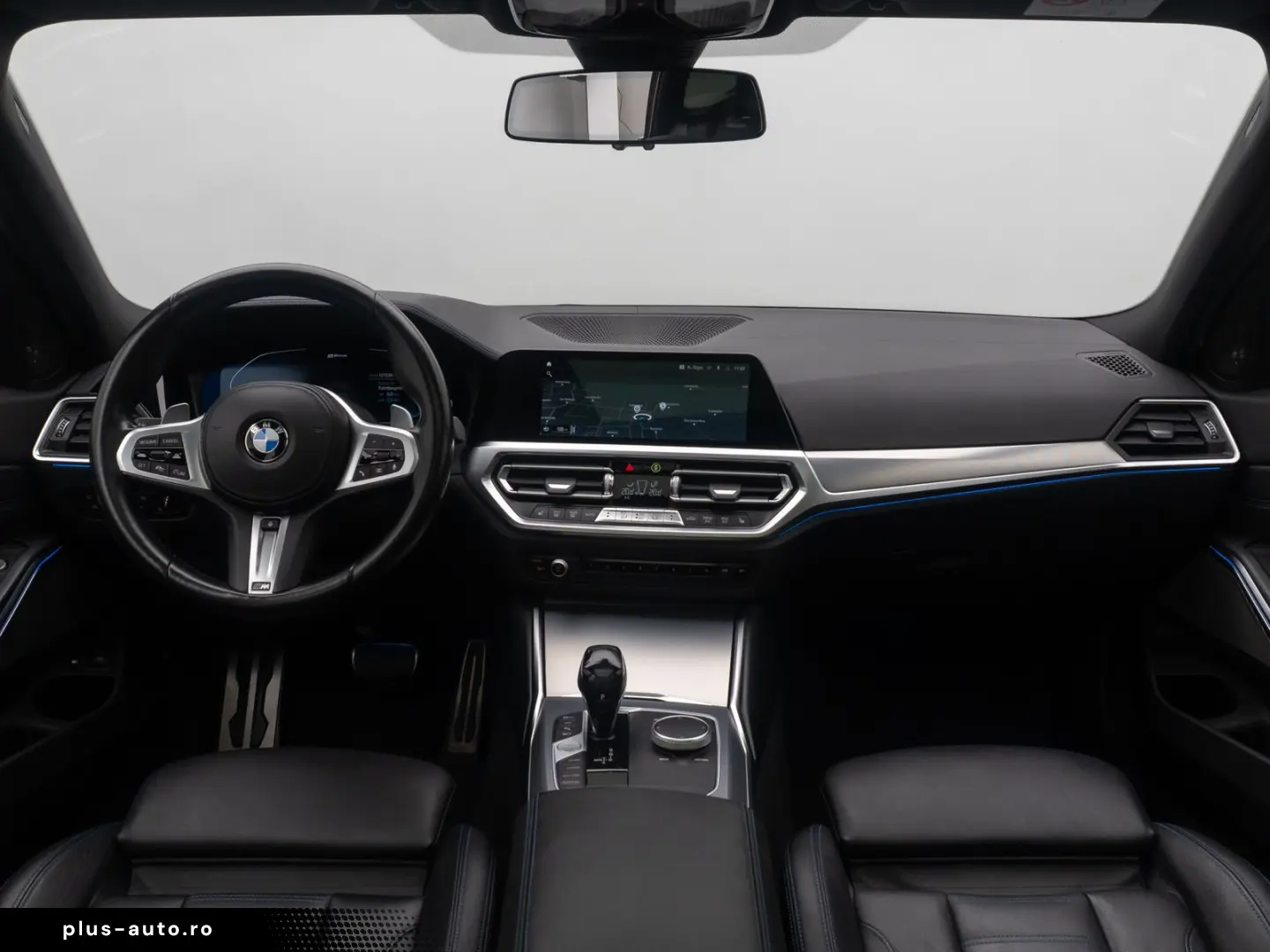 BMW 330e xD M Sport 360  HUD Panorama Individual 19
