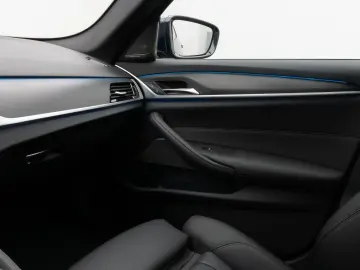 BMW 530e  xD M Sport Kamera H K DAB Individual Alarm