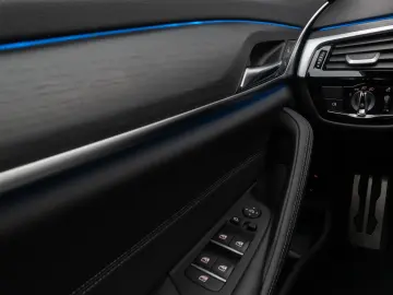 BMW 530e  xD M Sport Kamera H K DAB Individual Alarm